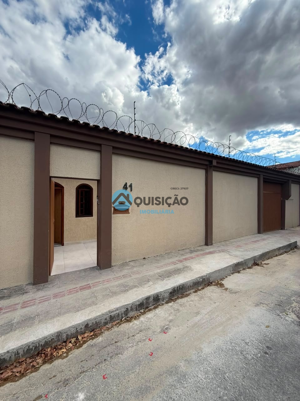 Casa > venda > Linda casa em lot de 390mts  Bairro Jardim Alterosa-Betim