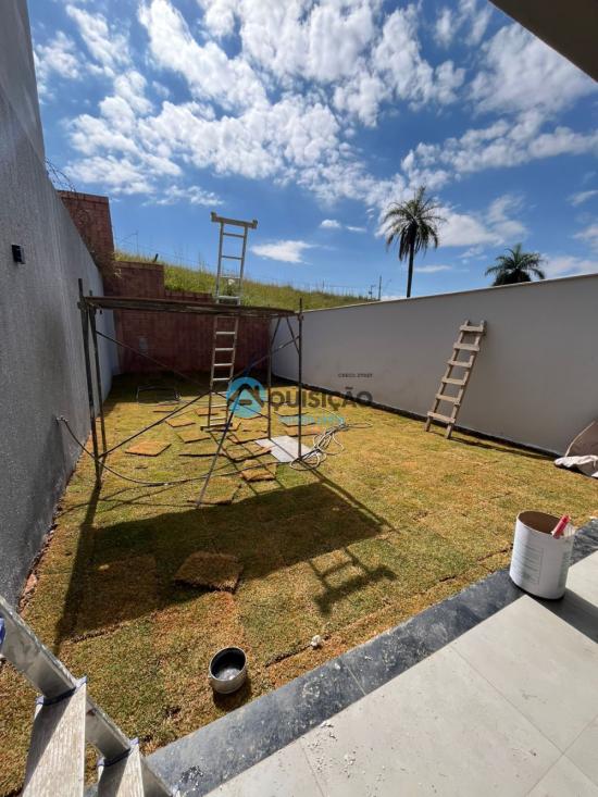 casa-geminada-venda-guaruja-mansoes-betim-1022072